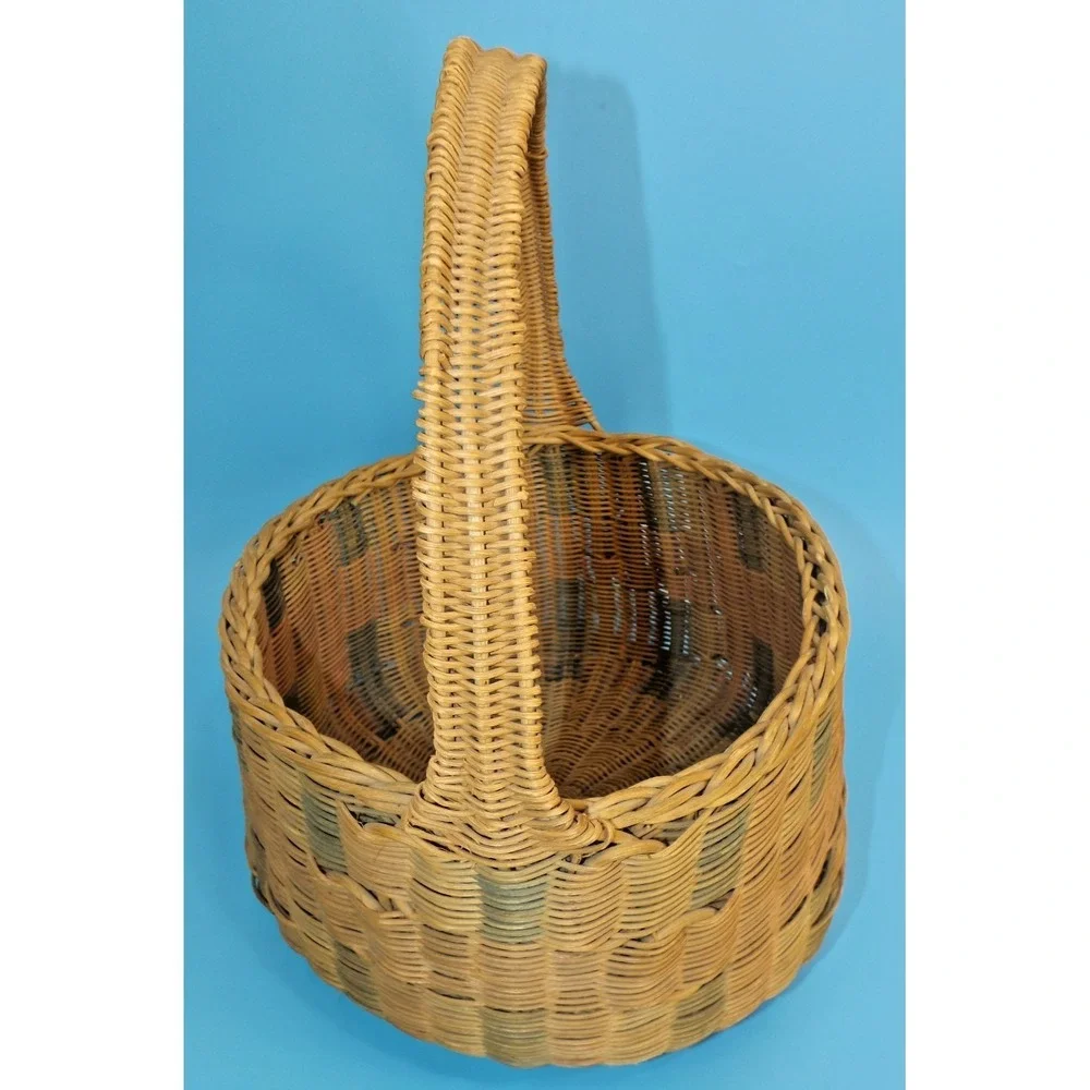 Vintage Woven Wicker Basket - 12 x 10 x 8